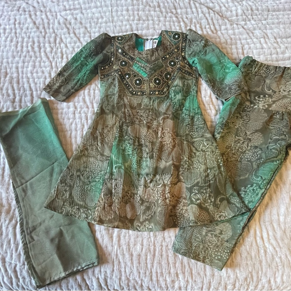 Salwar Kameez Kurta & Scarf 3-Piece Beaded Mirrorwork Set in Forest Fairy Greens